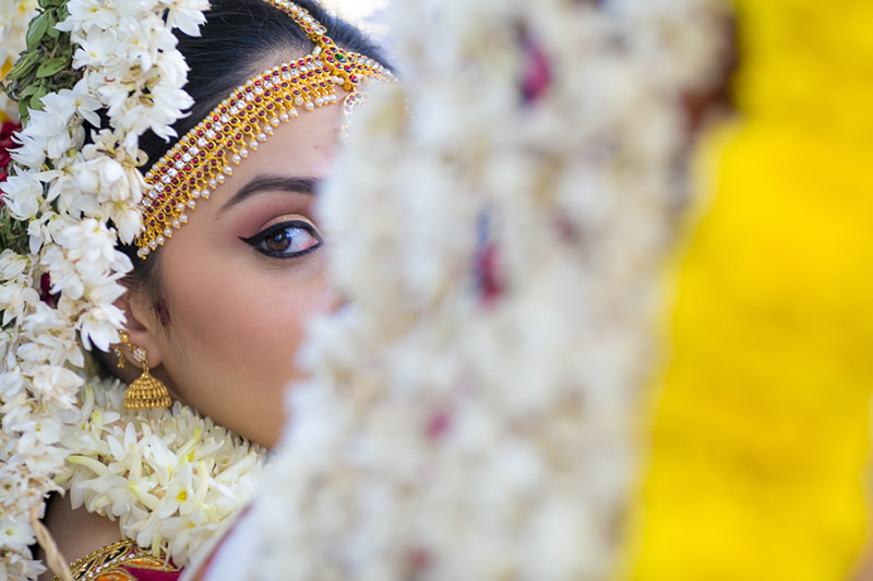 12 Ways to Look Great in Your Wedding Photographs 
